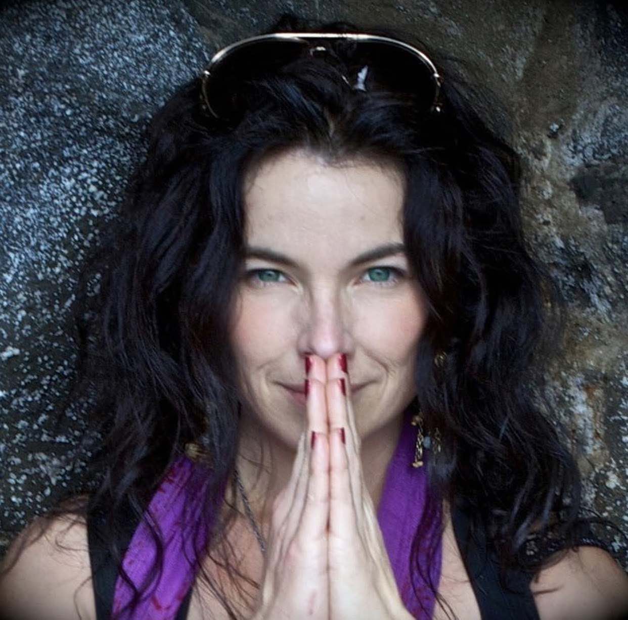 Niurka_hands_together_exhale_blog_life_coach